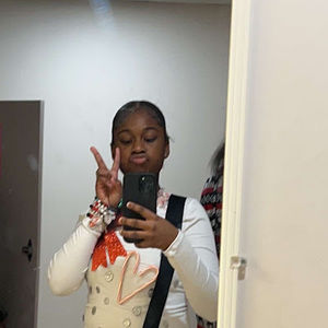 Meet your Posher, Camiyah